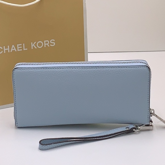 Michael Kors Jet Set Travel Large Travel CONTINENTAL Wallet-Wristlet-Phone Holdr - Picture 8 of 16